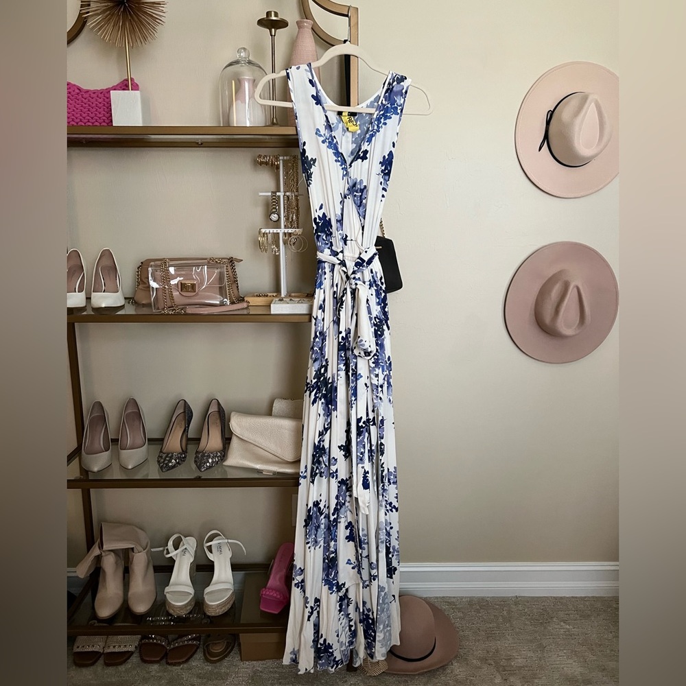Vici Maxi floral dress